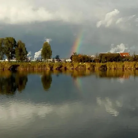 By Water Near Rotterdam Дом отдыха Simonshaven