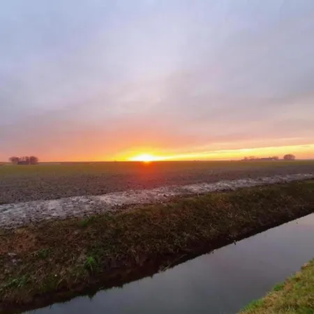 By Water Near Rotterdam Simonshaven