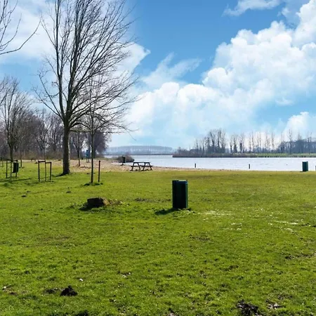 By Water Near Rotterdam Simonshaven