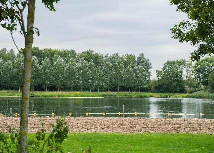 Dom wakacyjny By Water Near Rotterdam *